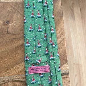 Vineyard Vines Christmas Holiday Tie